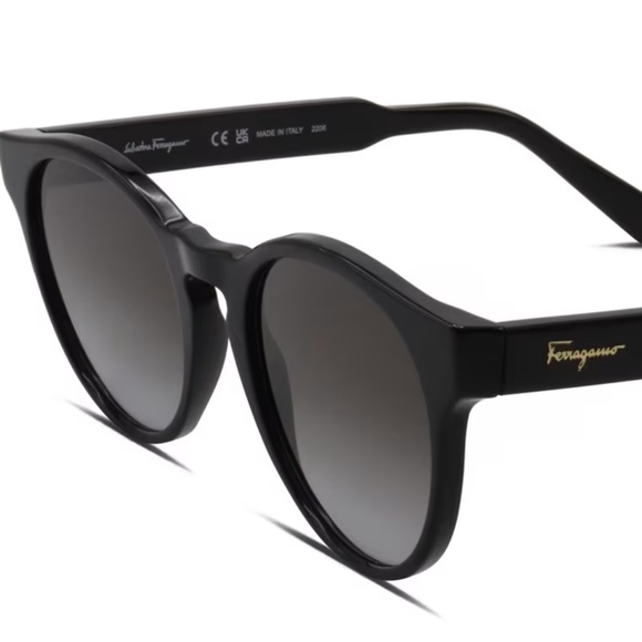 New in Original FERRAGAMO case 52mm Tea Cup Sunglasses Black Made in Italy